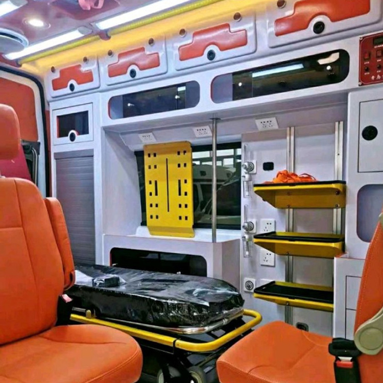 郑州长途救护车护送病人租赁价格